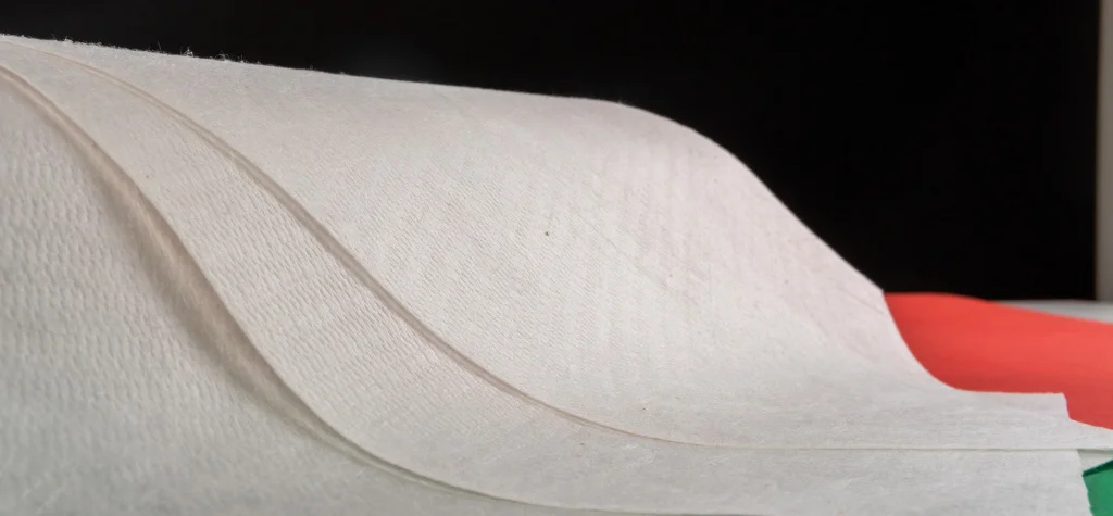 Мельтблаун (Meltblown) — это особый вид нетканого материала